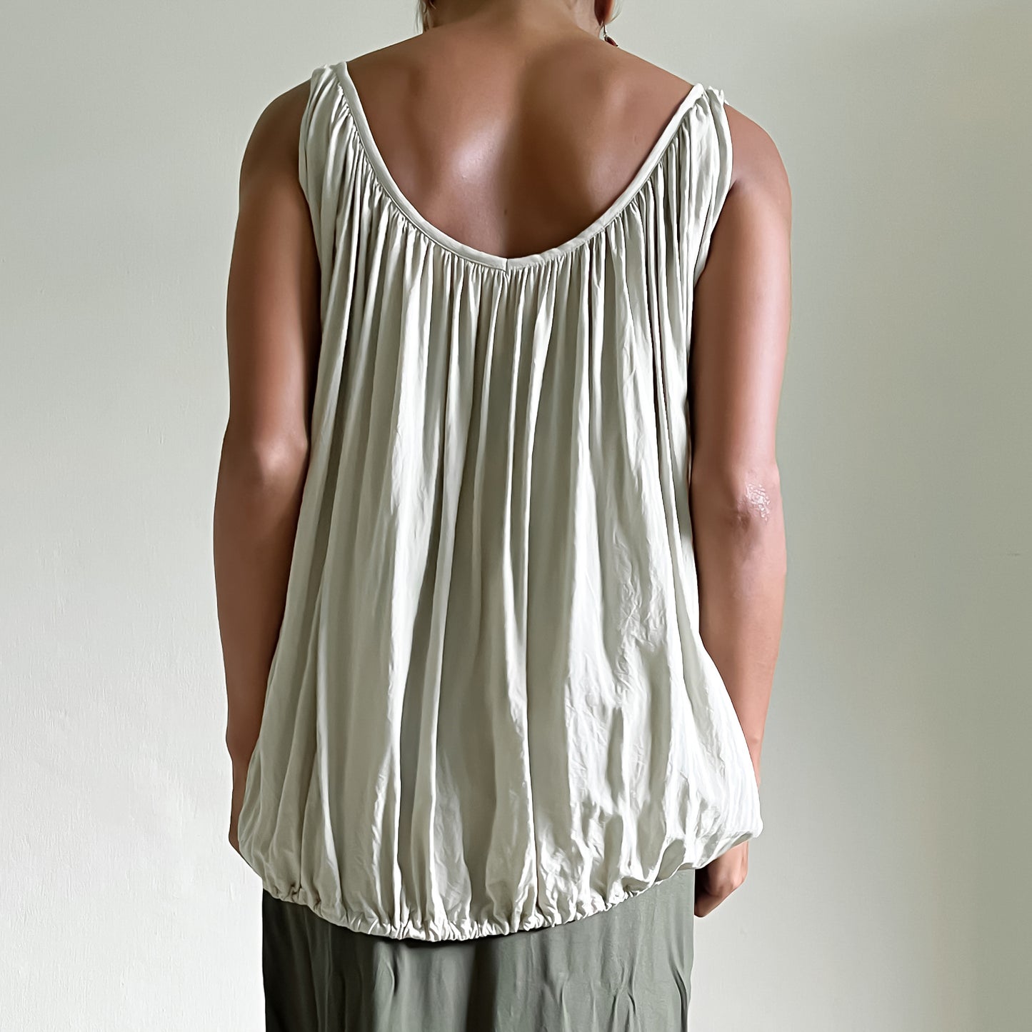 TOP CAHAYA / STONE