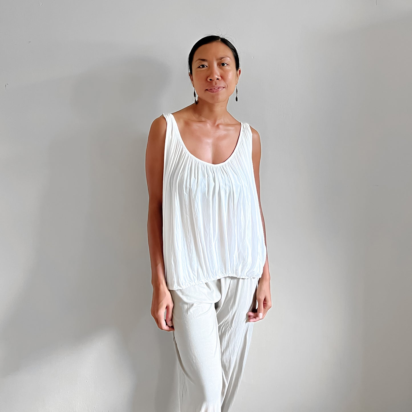 TOP CAHAYA / WHITE