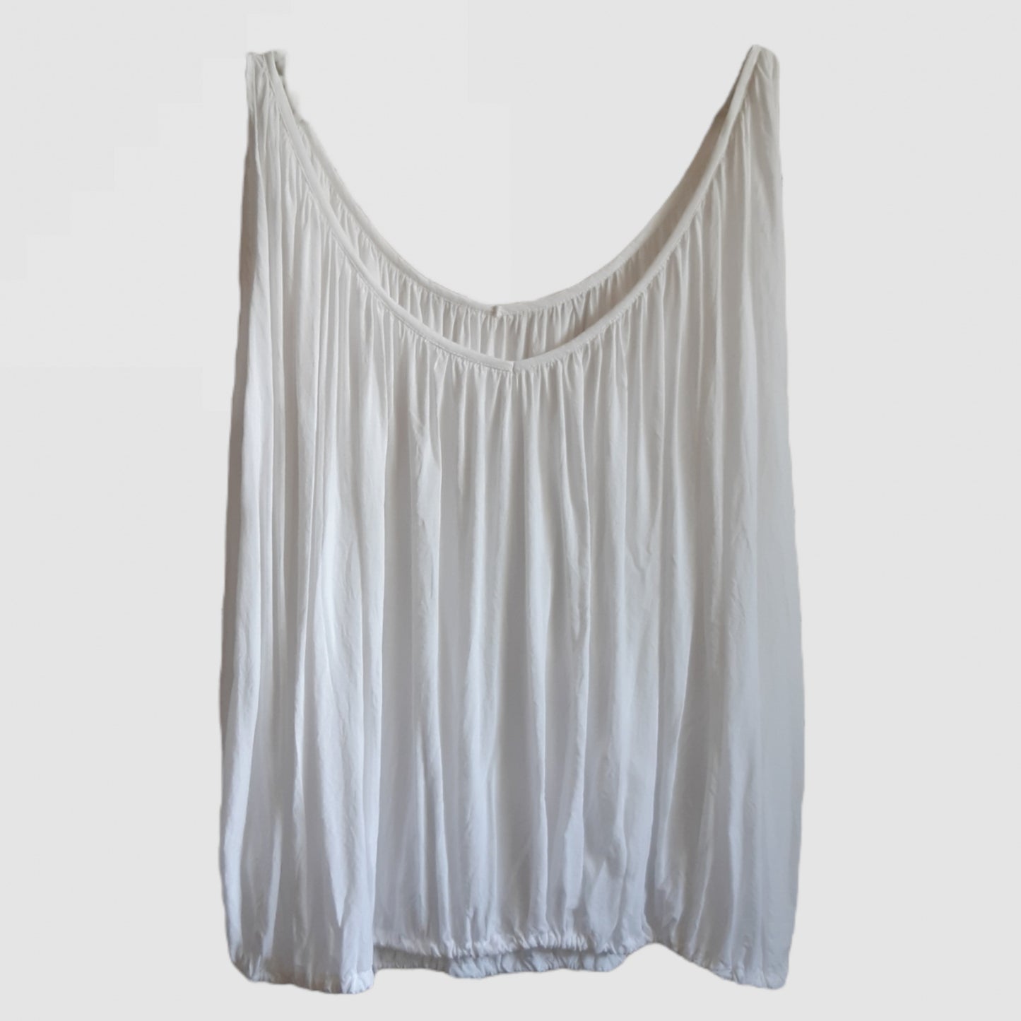 TOP CAHAYA / WHITE