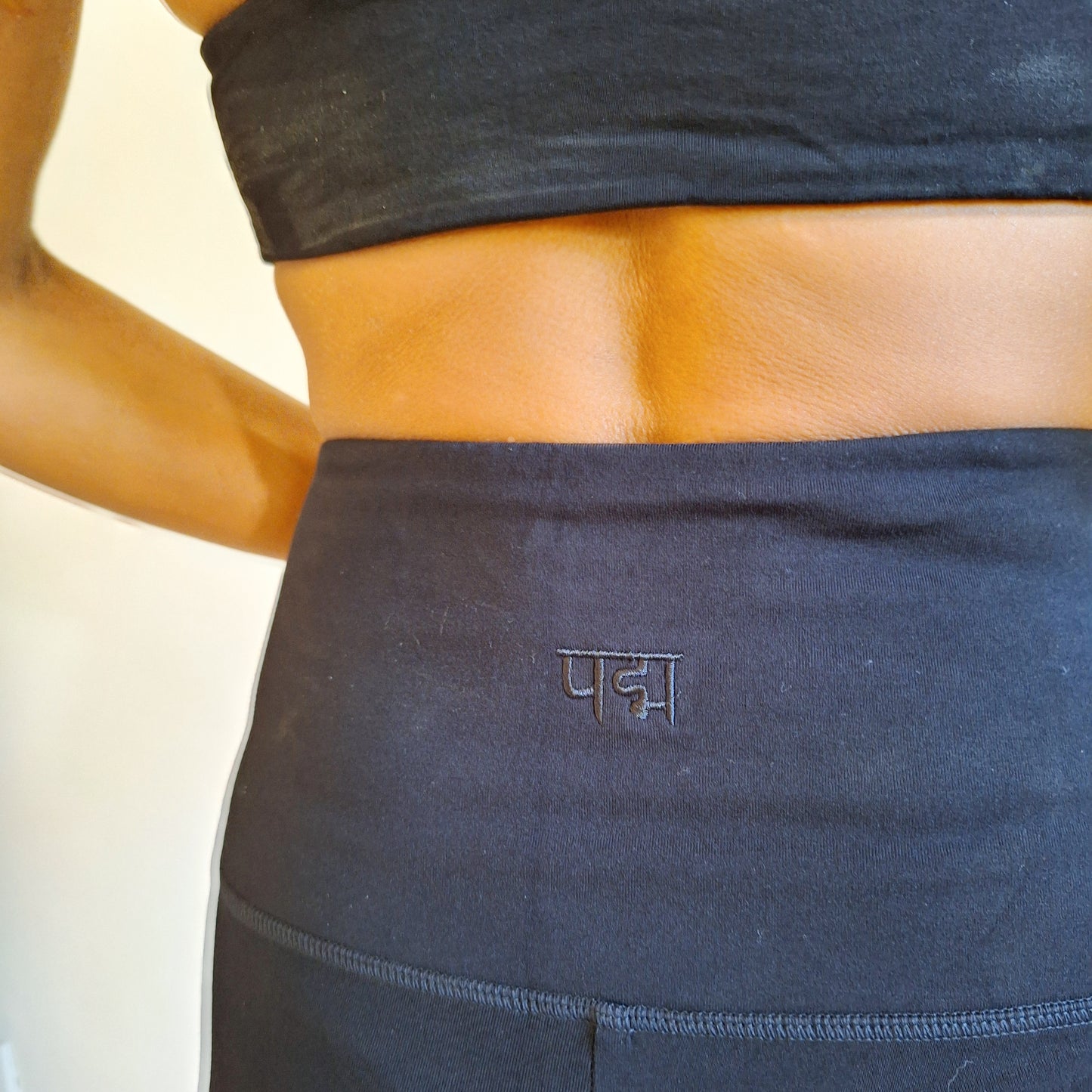 BAMBOO LEGGINGS LAKSHMI / BLACK